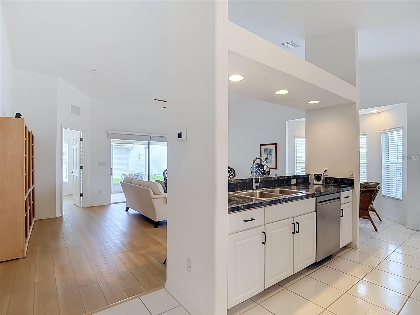 572 SALMON COURT