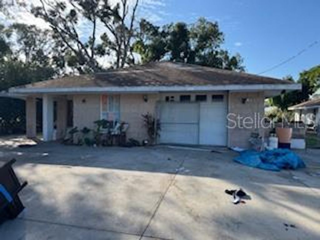 Photo of 3128 11th Street Court E, Bradenton, FL 34208 (MLS # A4677584)