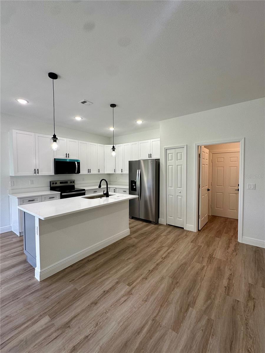 PORT CHARLOTTE SUB 51 - Residential Lease