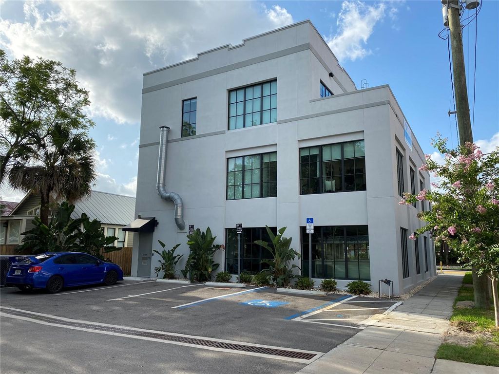 Photo of 1919 E 6th Avenue, Tampa, FL 33605 (MLS # TB8482065)