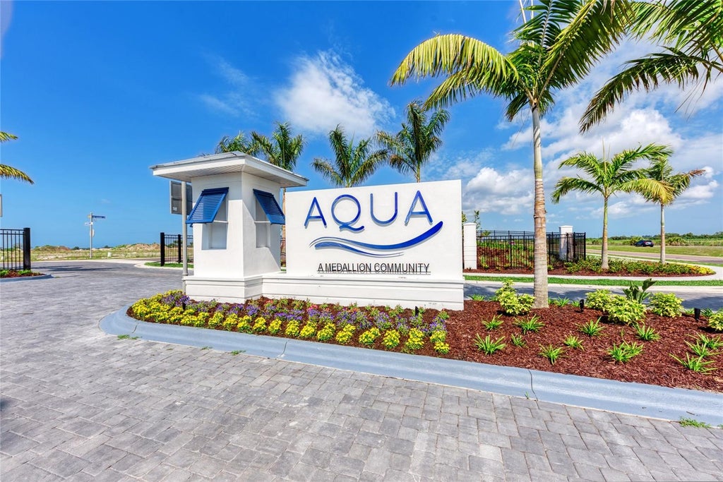 Photo of 5834 Shorebay Street, Bradenton, FL 34210 (MLS # A4707861)
