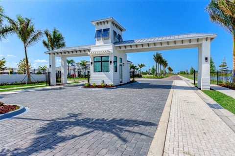 5834 Shorebay Street, Bradenton, FL 34210