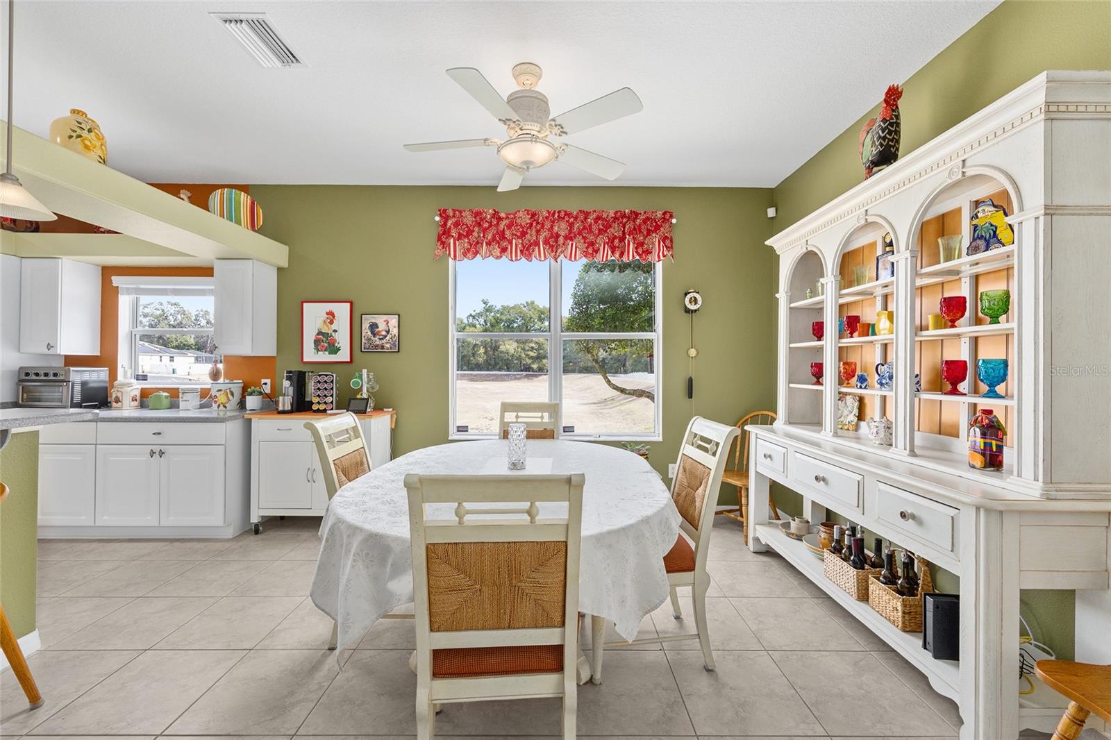 SUMMERGLEN - Residential