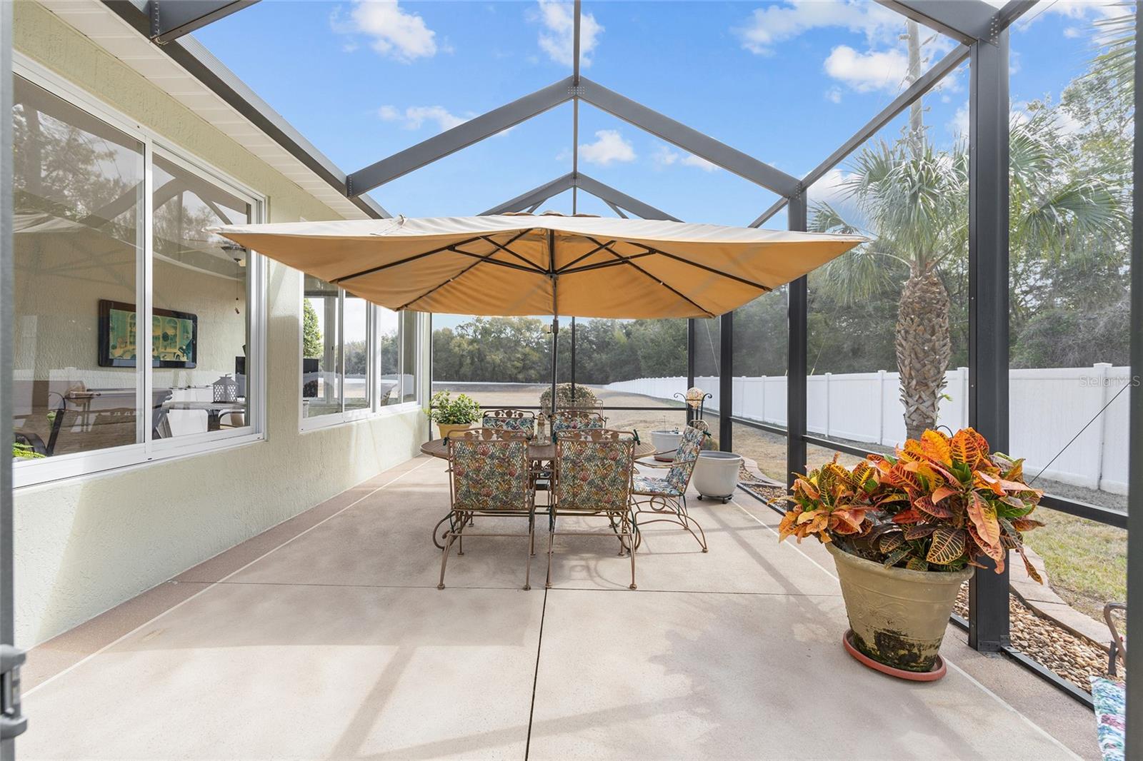 SUMMERGLEN - Residential