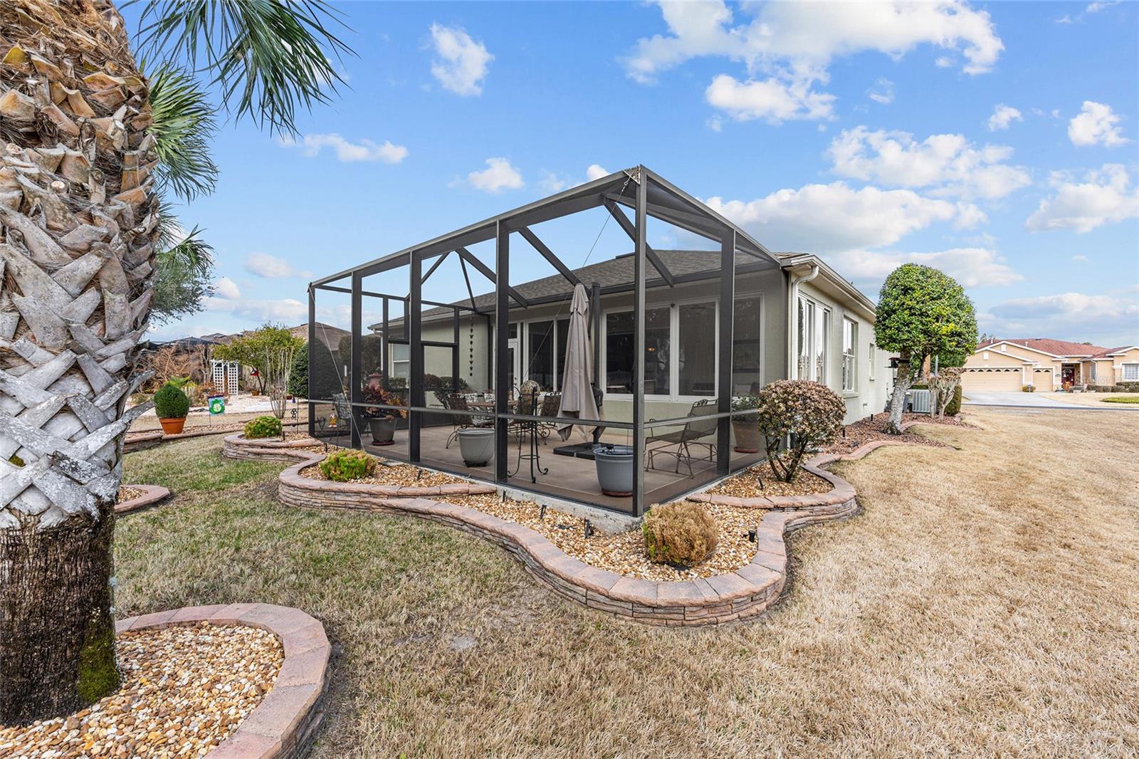 SUMMERGLEN - Residential