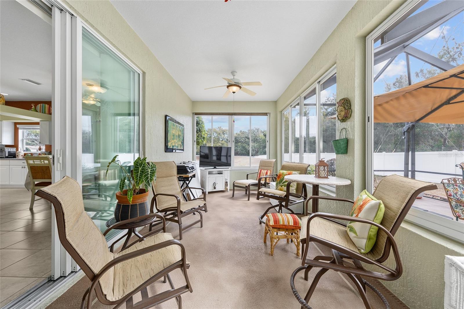 SUMMERGLEN - Residential