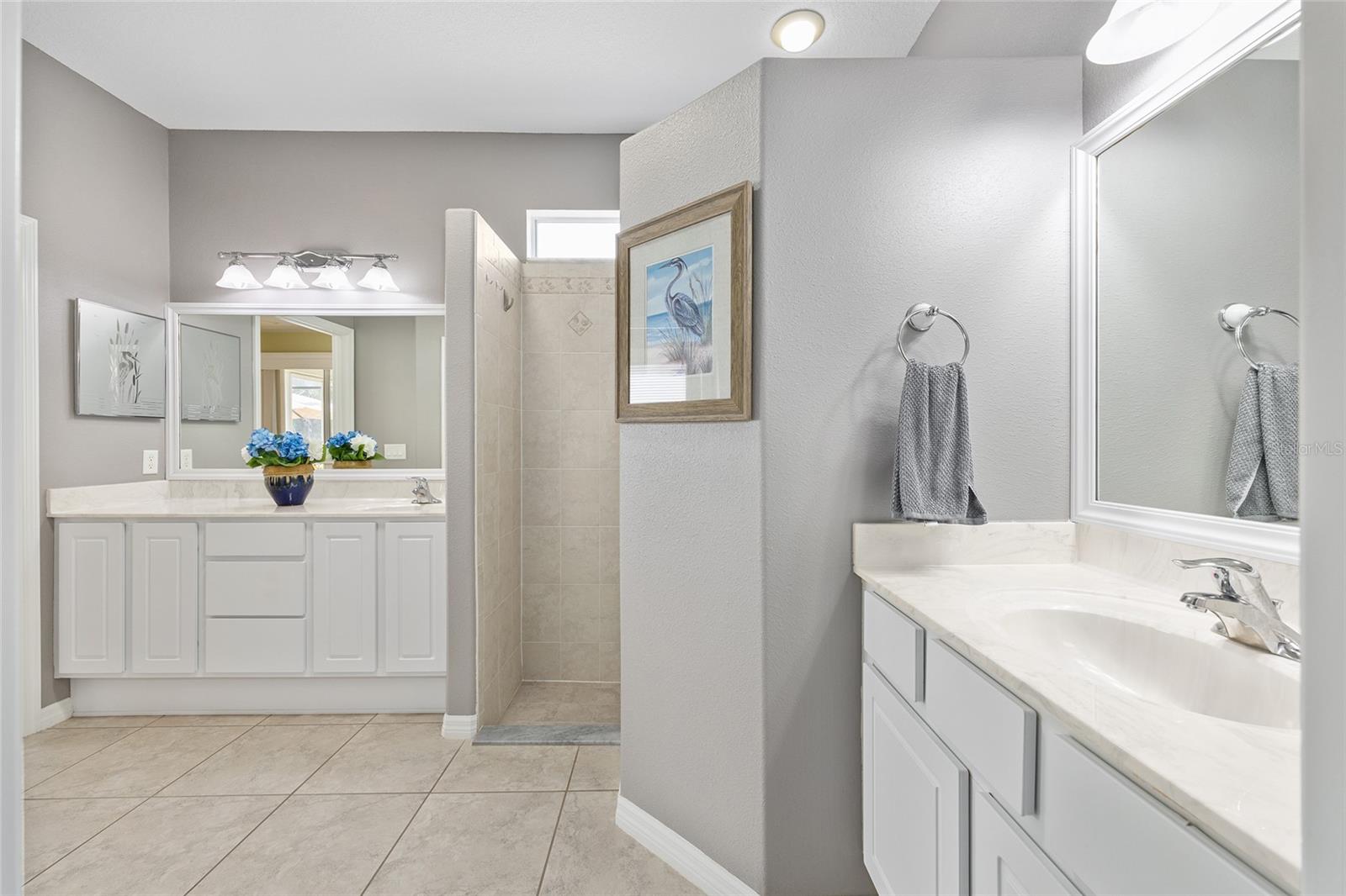 SUMMERGLEN - Residential