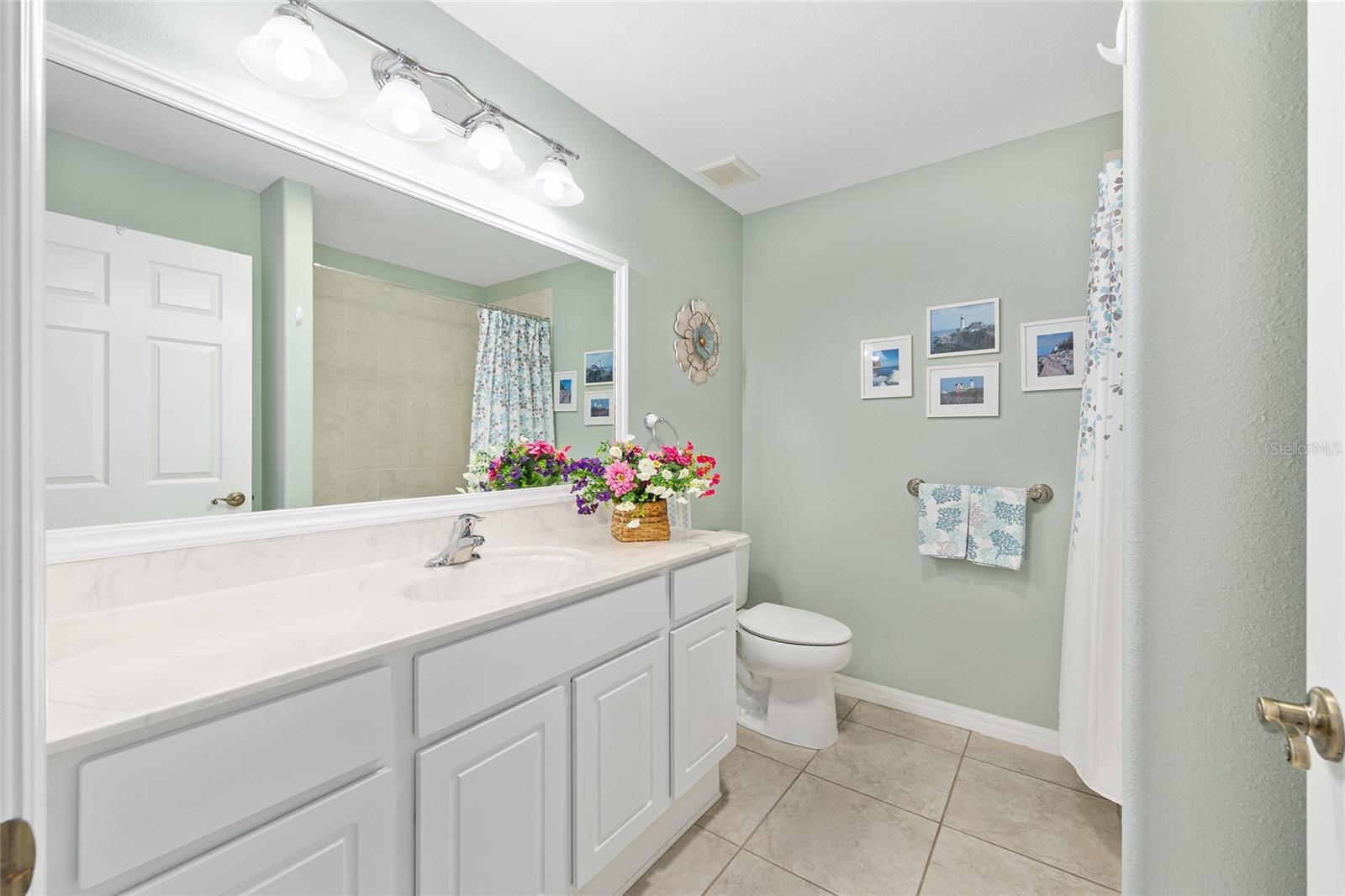 SUMMERGLEN - Residential