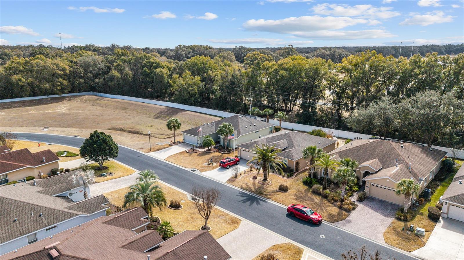 SUMMERGLEN - Residential