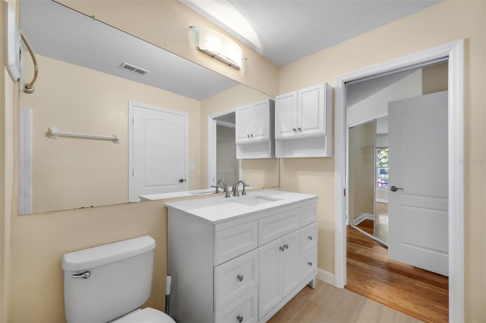 ISLAND PLACE A CONDO - Residential Lease