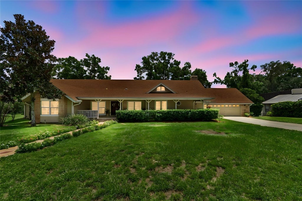 Photo of 1055 Riverside Ridge Road, Tarpon Springs, FL 34688 (MLS # TB8533873)