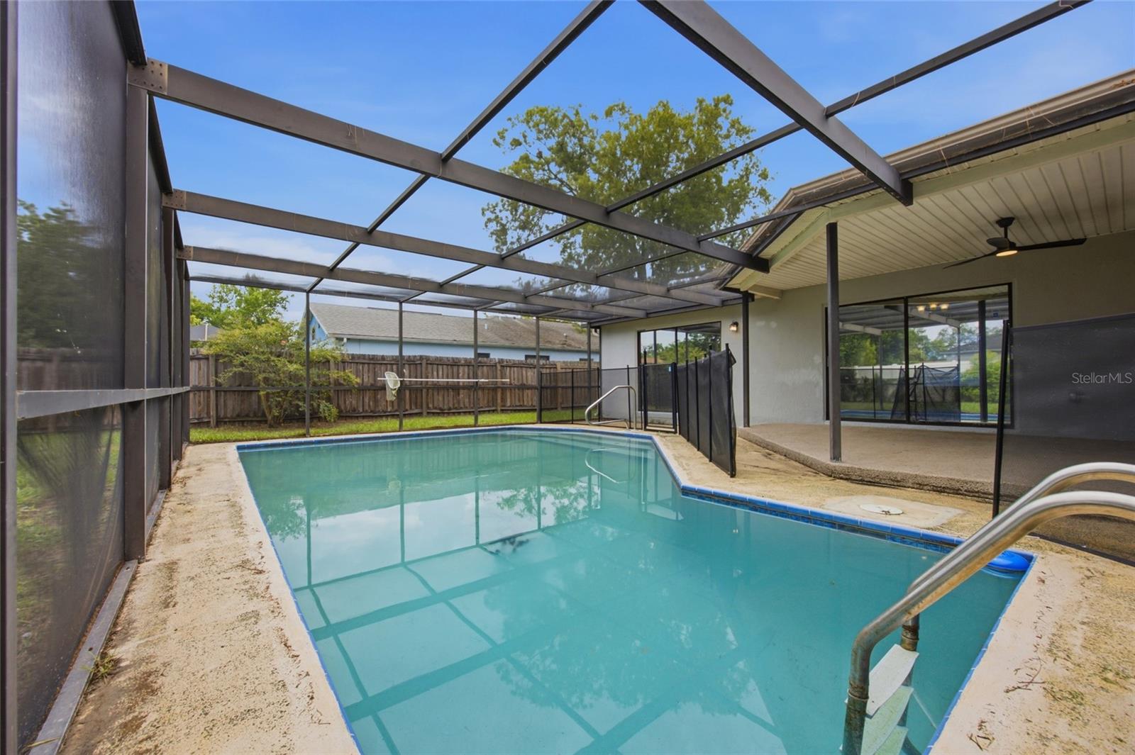 8373 CAMPHOR DRIVE