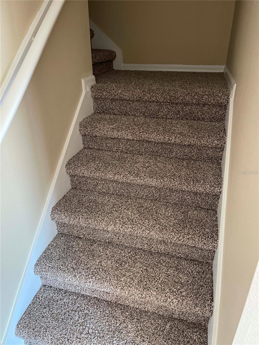 RETREAT AT TWIN LAKES REPLAT - Residential Lease