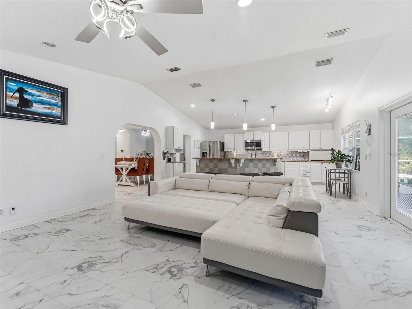 HENDERSON ROAD SUB UNIT 4 - Residential