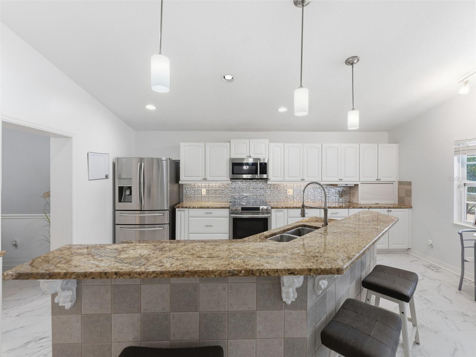 HENDERSON ROAD SUB UNIT 4 - Residential