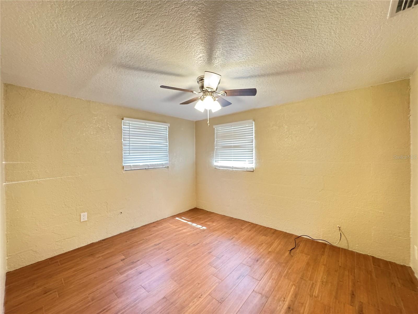 LAKESIDE TERRACE - Residential Lease