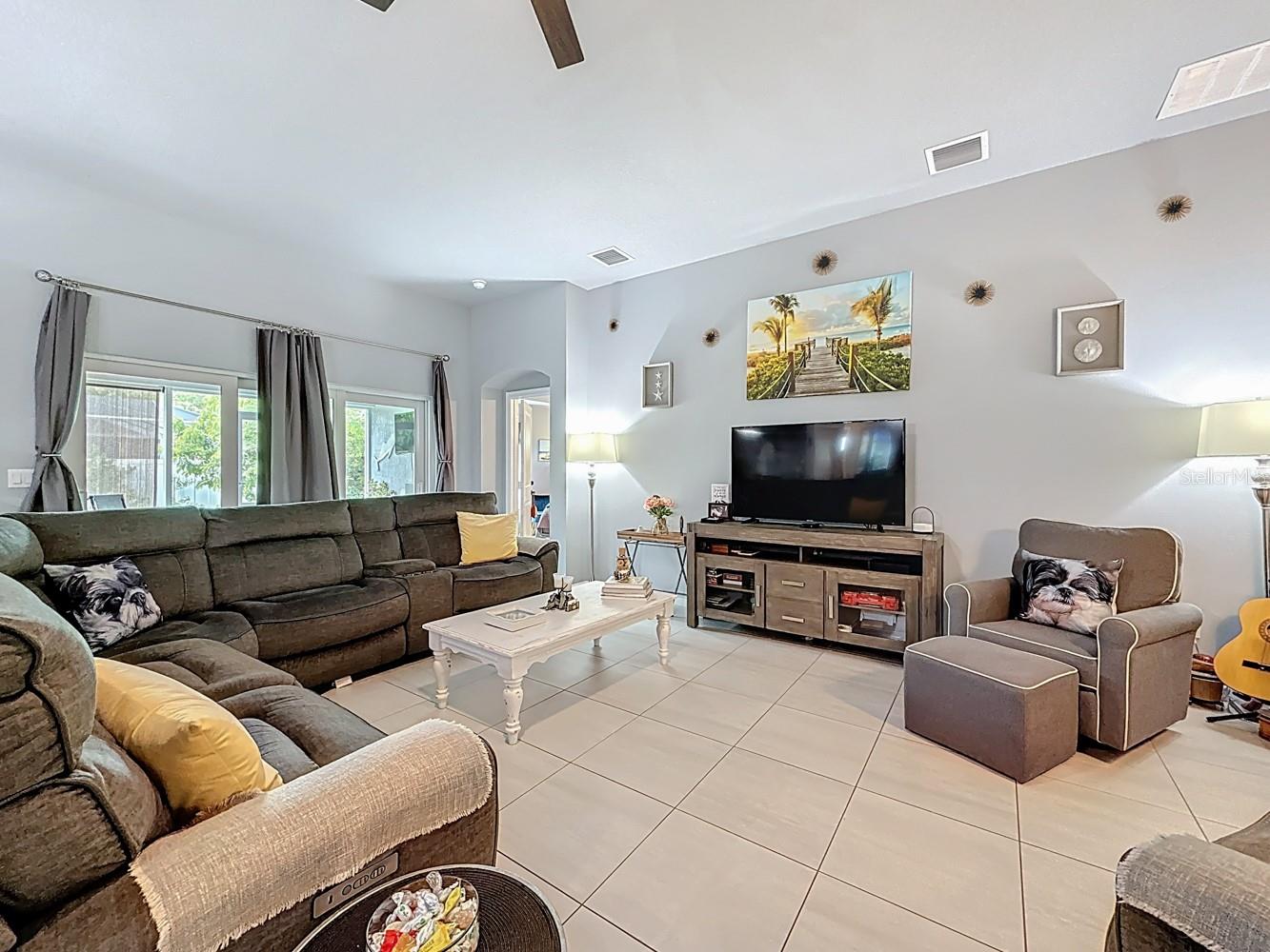 PORT ST LUCIE SEC 11 - Residential