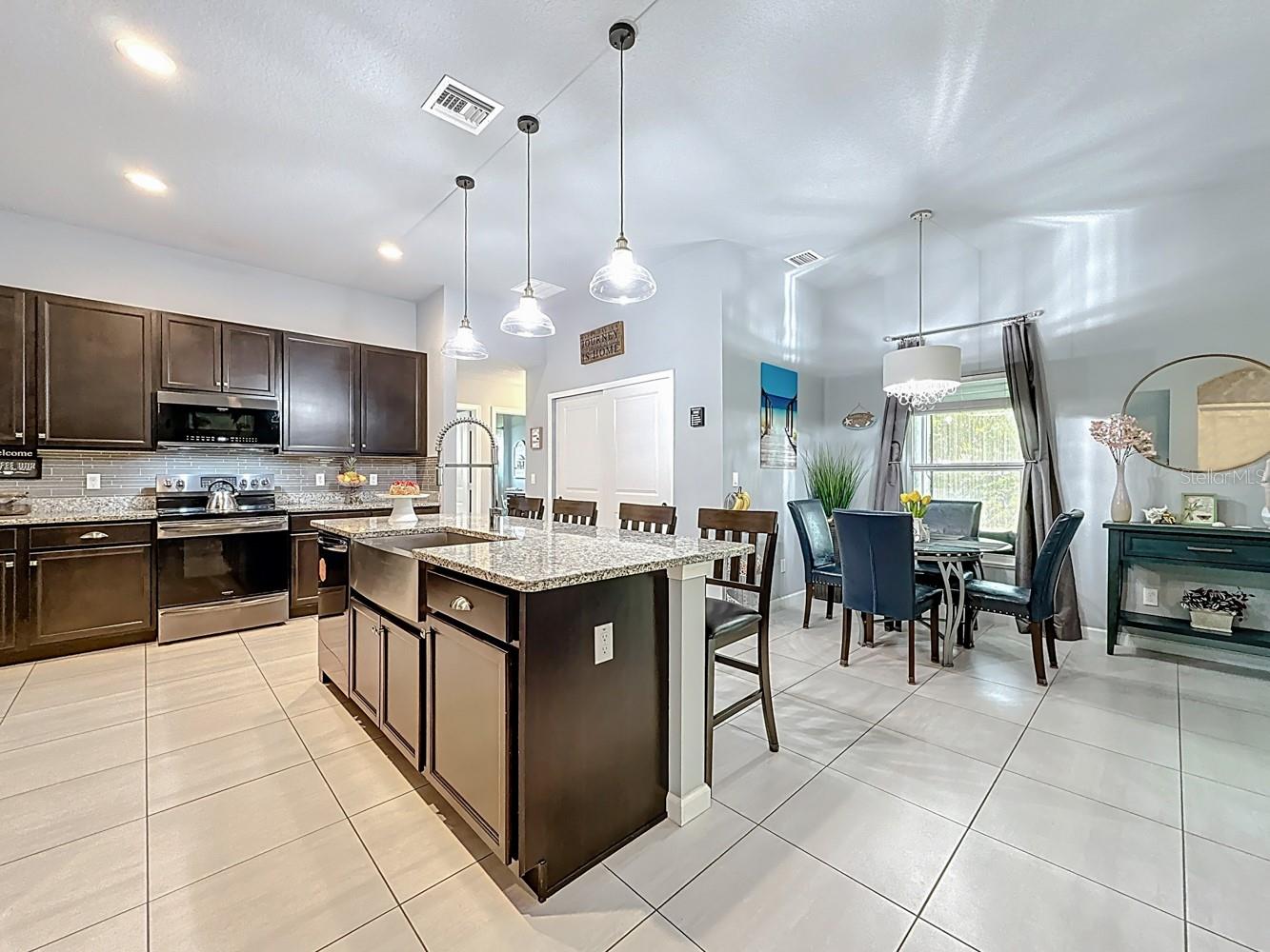 PORT ST LUCIE SEC 11 - Residential