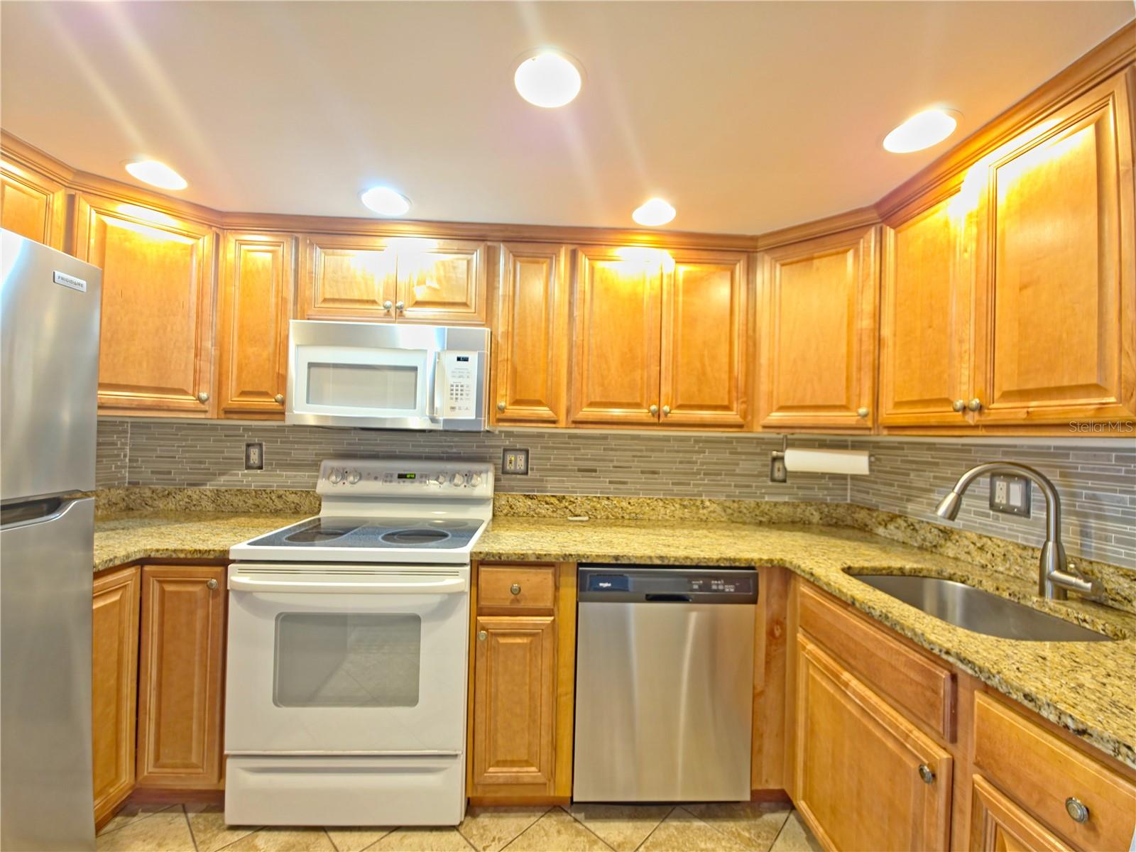 LAS CASAS - Residential Lease