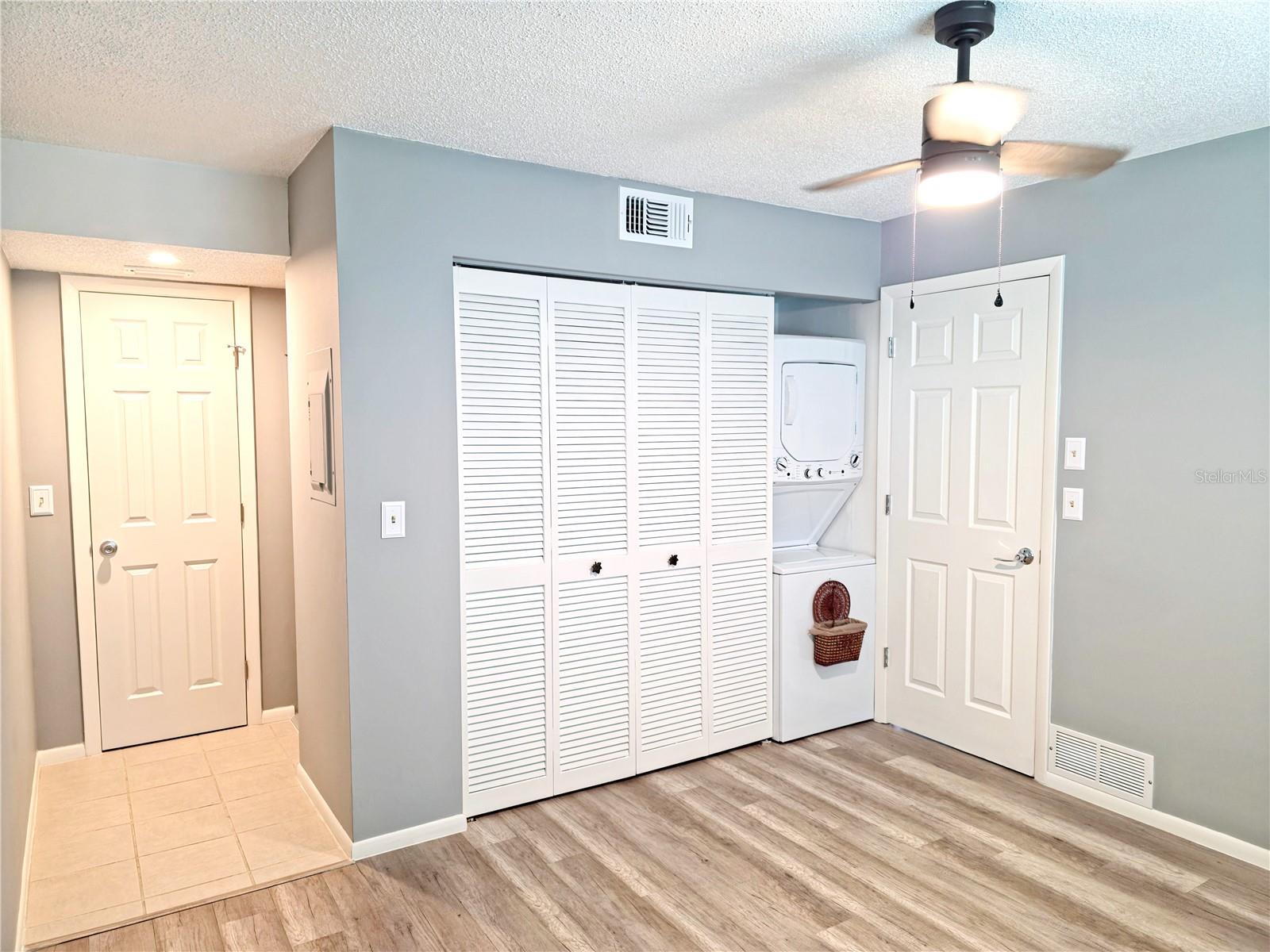LAS CASAS - Residential Lease