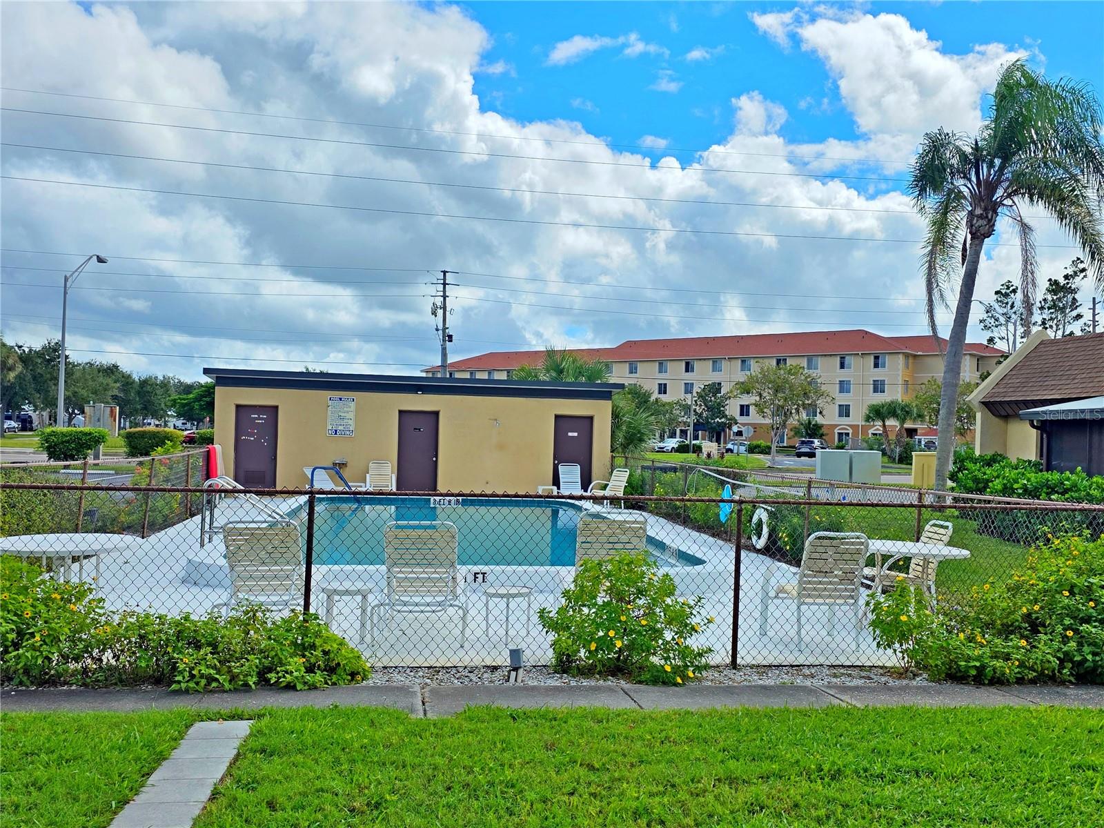 LAS CASAS - Residential Lease