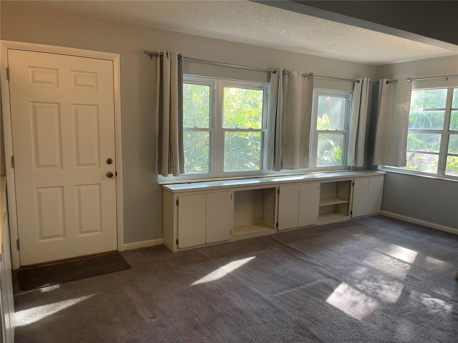 HAWAIIAN A CONDO - Residential