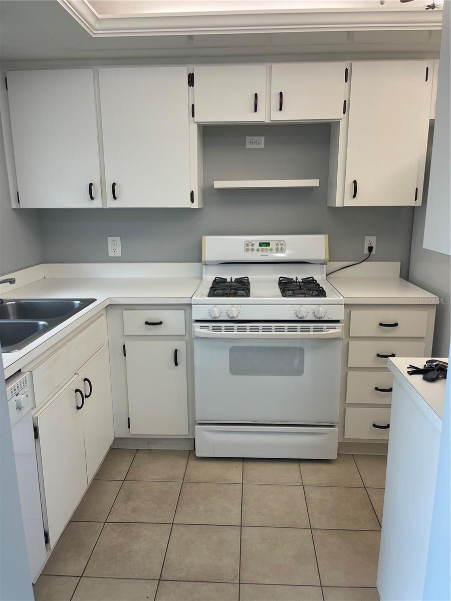 HAWAIIAN A CONDO - Residential