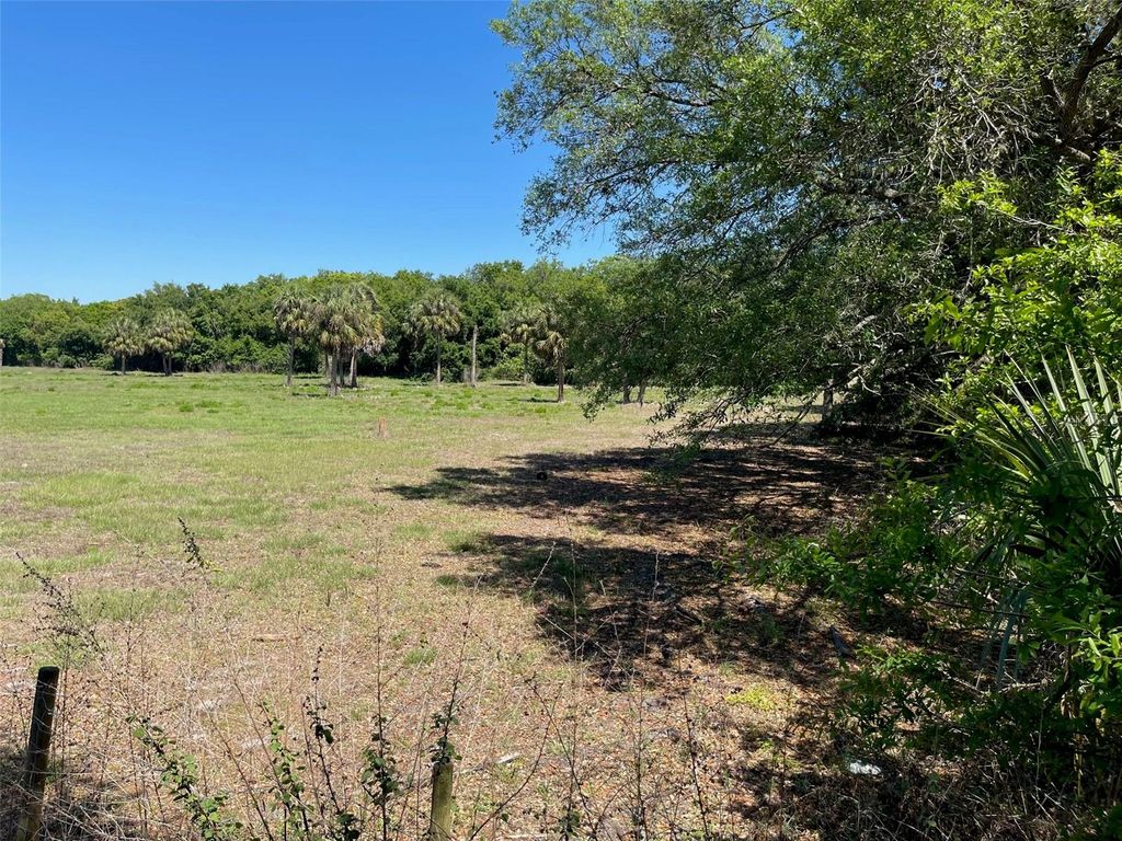 Photo of 5414 16th Ave S, Tampa, FL 33619 (MLS # TB8441091)