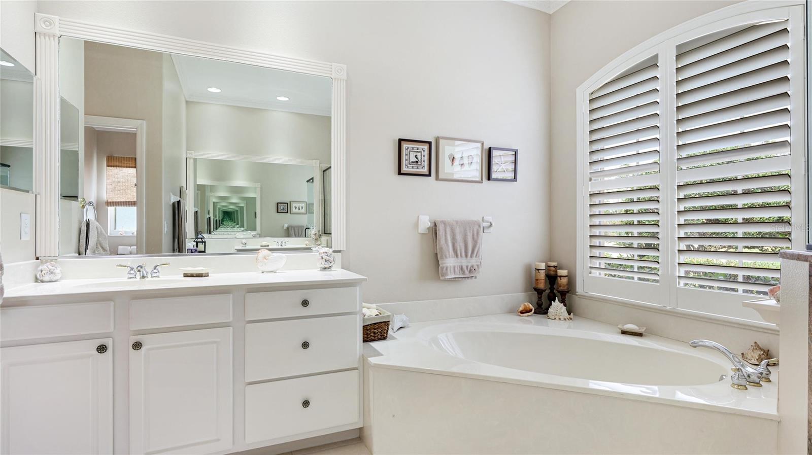 ARBOR LAKES B - Residential