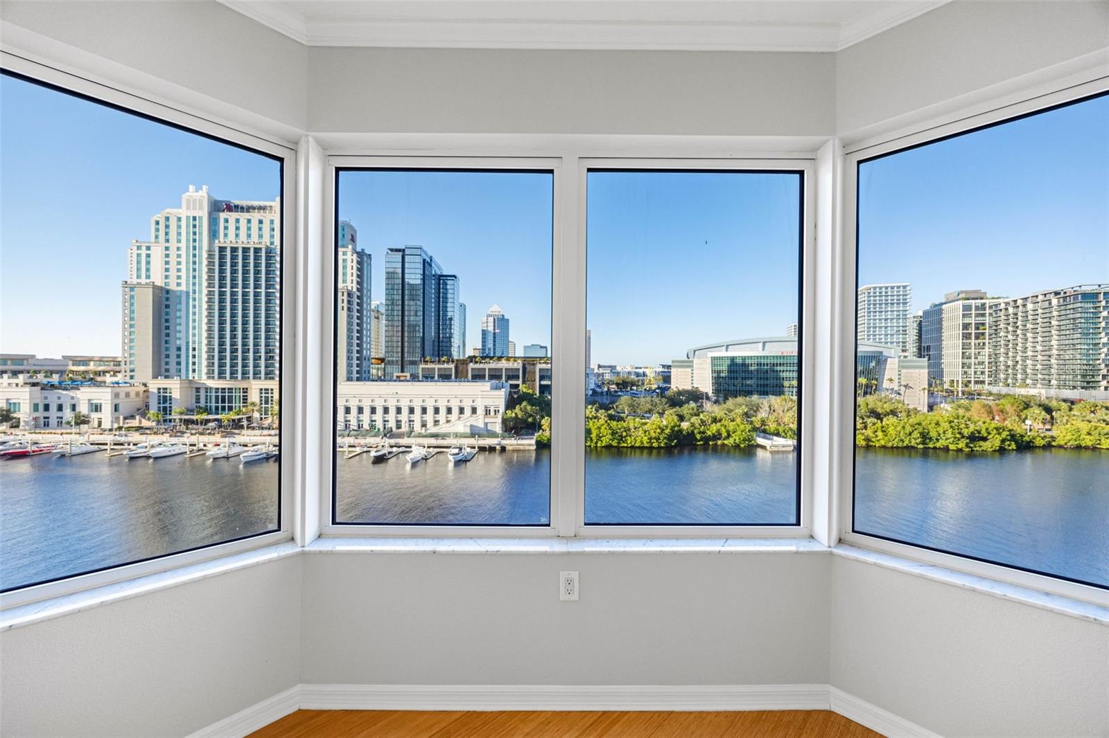 THE GRANDVIEW A CONDO - Residential Lease