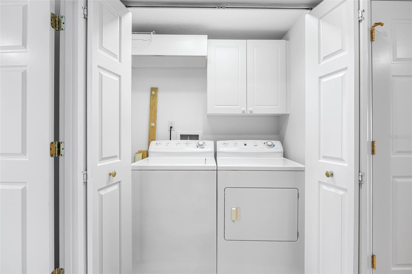 THE GRANDVIEW A CONDO - Residential Lease