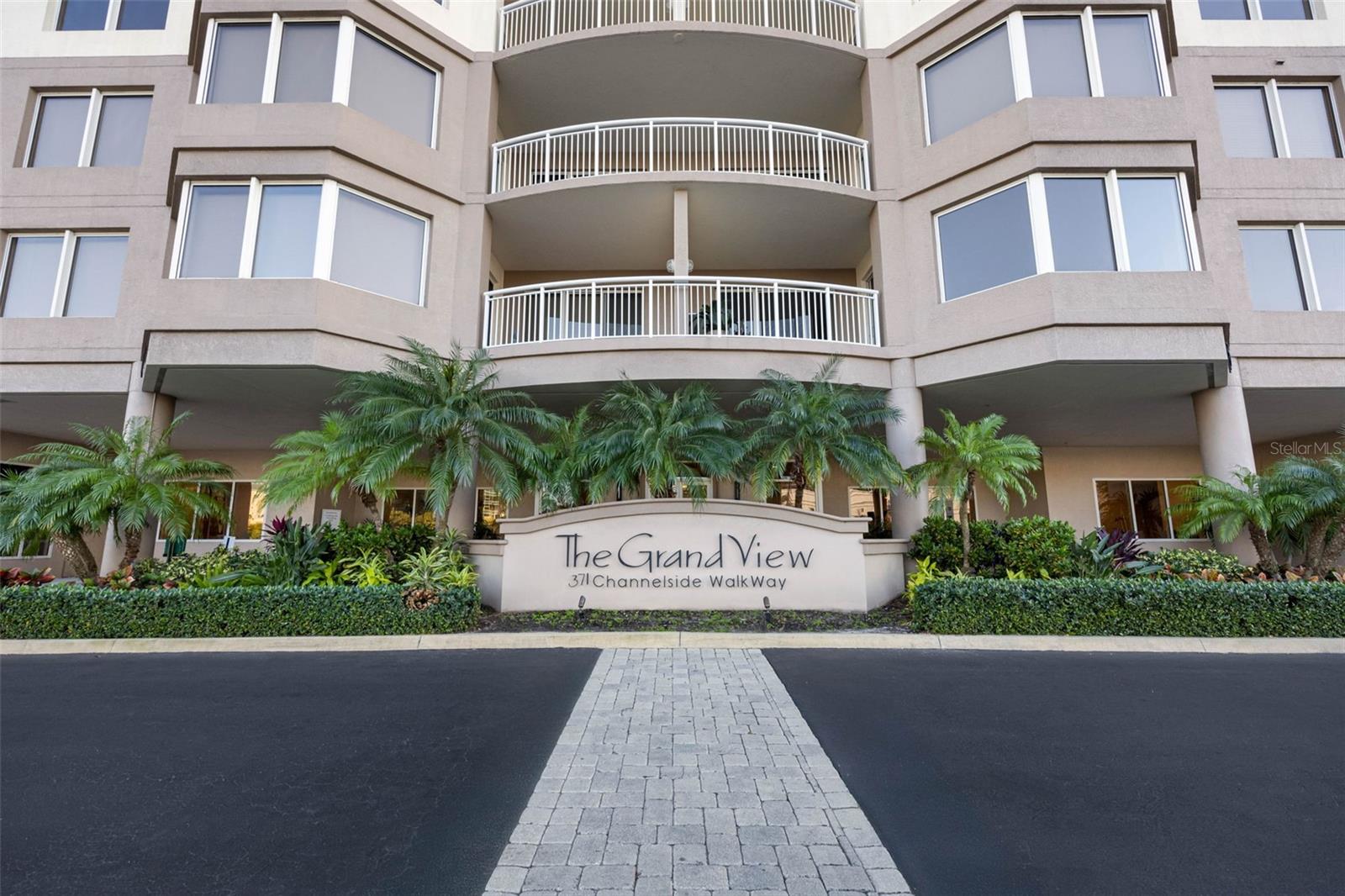 THE GRANDVIEW A CONDO - Residential Lease