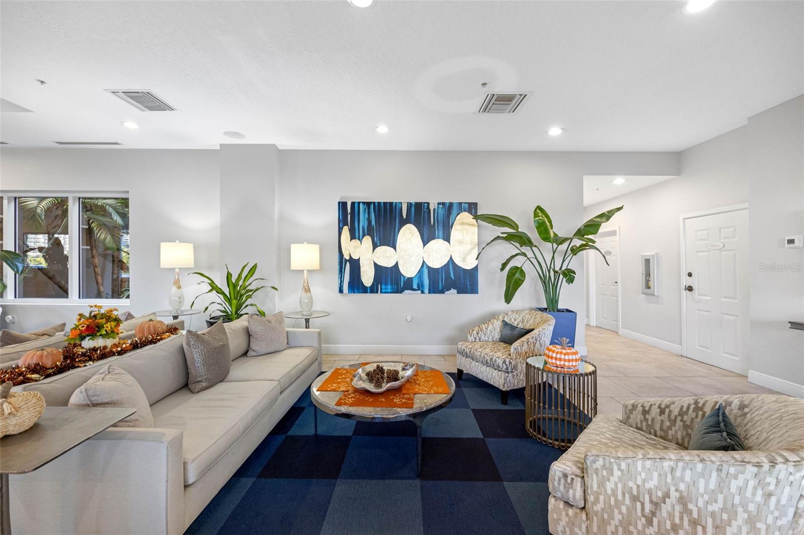 THE GRANDVIEW A CONDO - Residential Lease