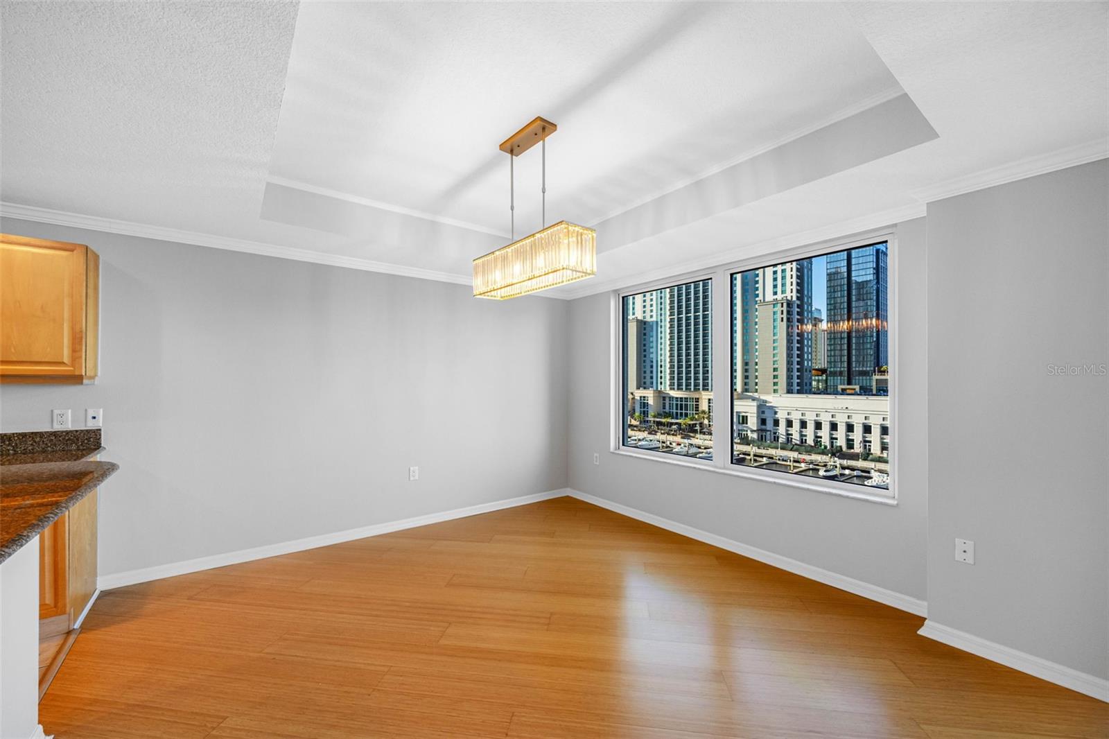 THE GRANDVIEW A CONDO - Residential Lease