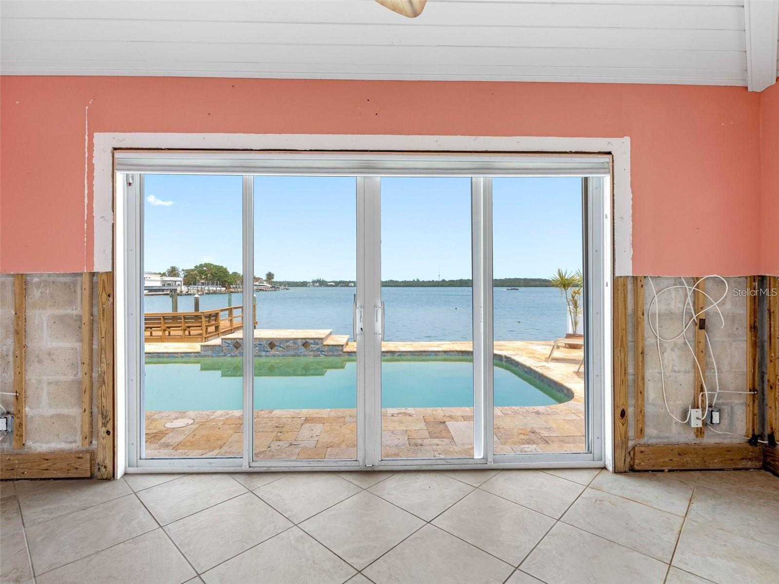 SUNRAY BEACH HOMES - Residential