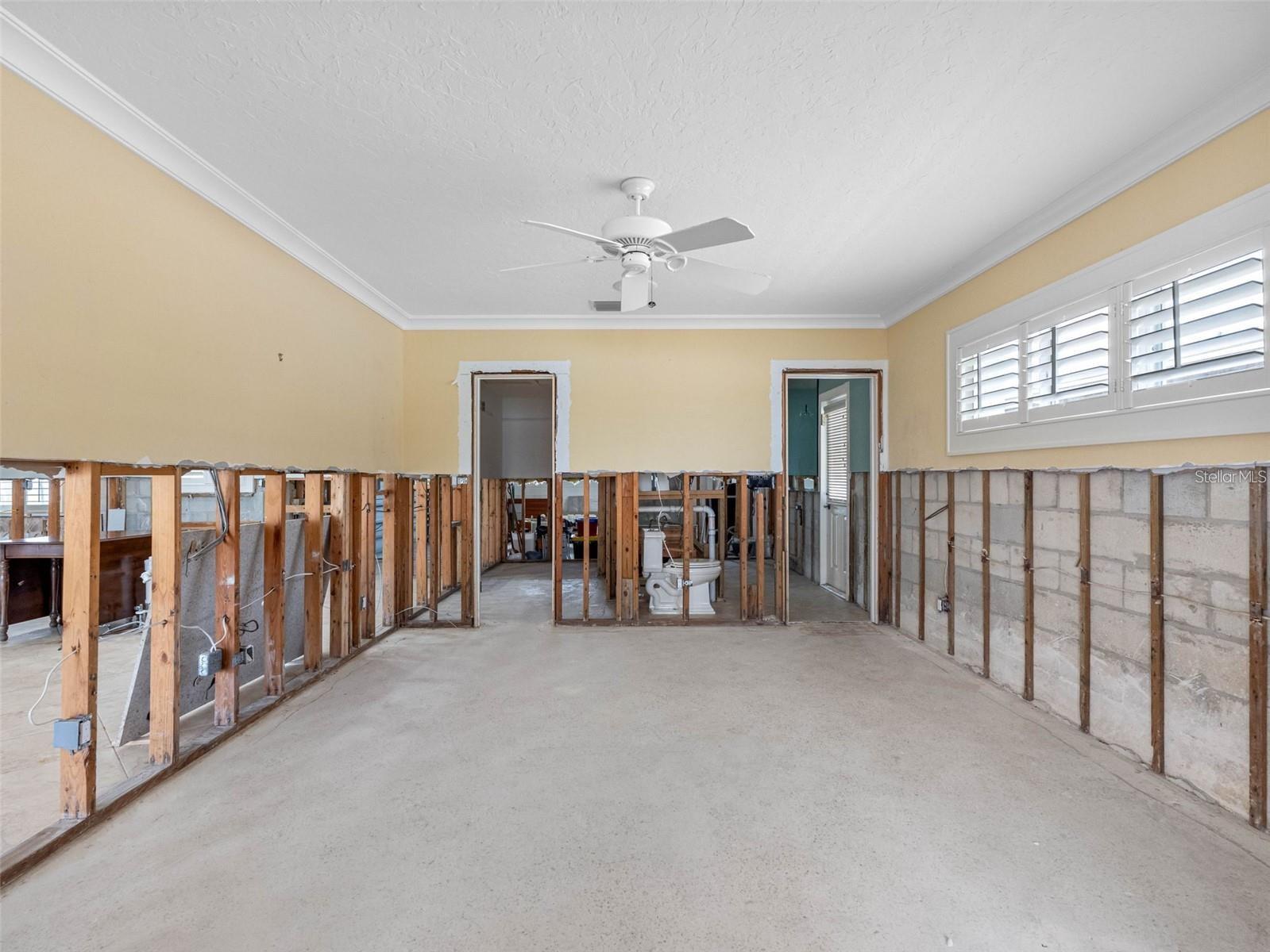 SUNRAY BEACH HOMES - Residential