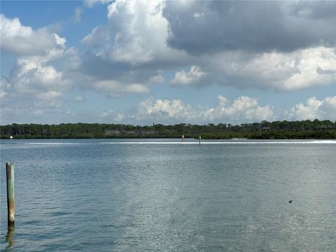 512 173RD AVENUE E NORTH REDINGTON BEACH FL 33708