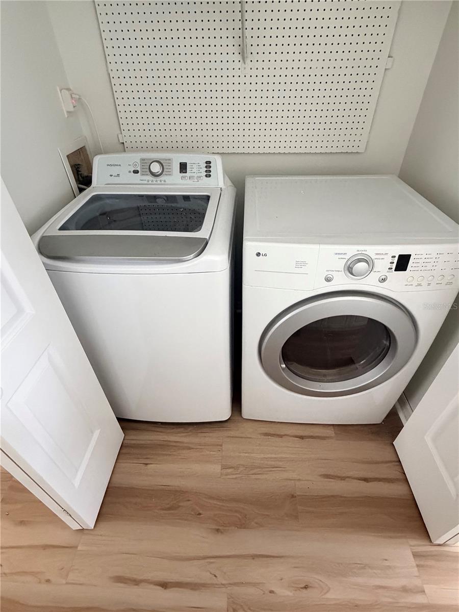 CHANCELLORS ROW PH 01 - Residential Lease