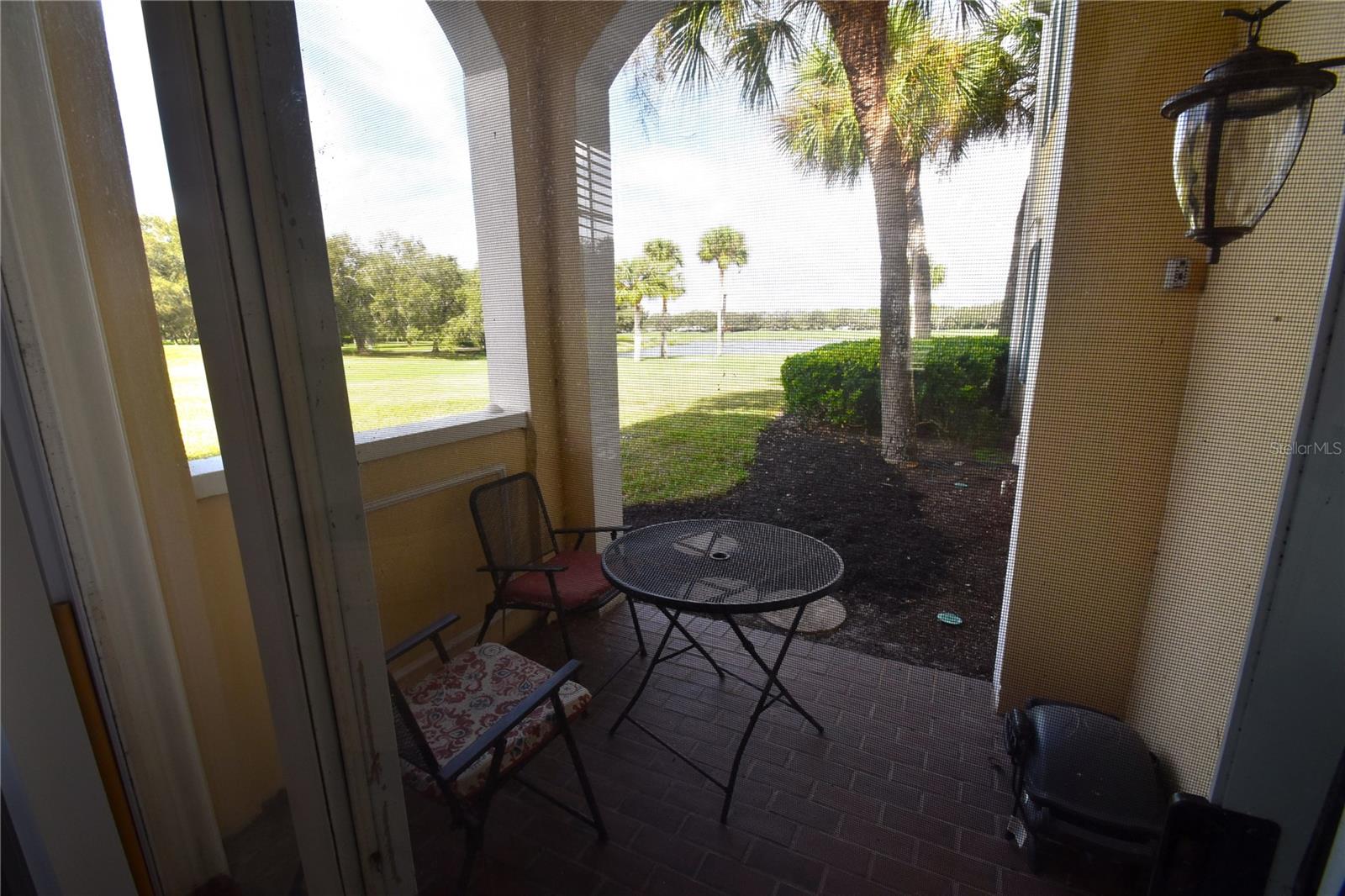 WINDSOR LODGE AT THE OAKS - Residential Lease