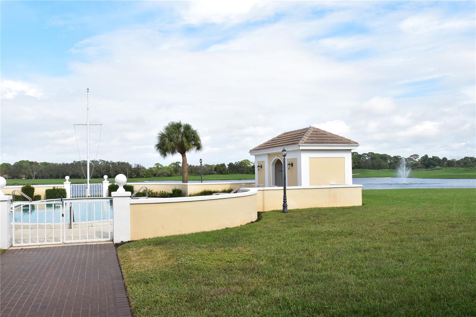 WINDSOR LODGE AT THE OAKS - Residential Lease