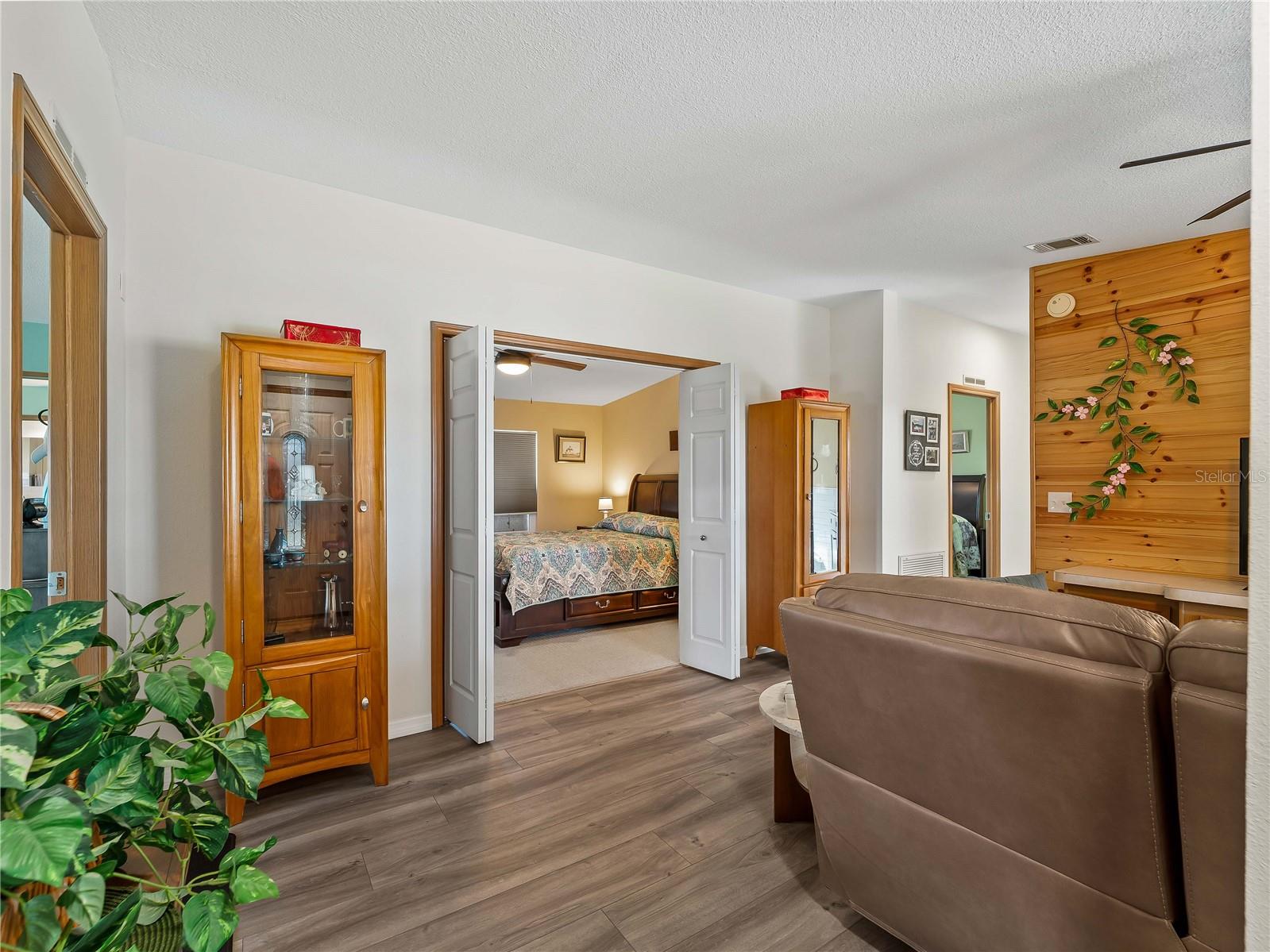 SANDALWOOD PARK - Residential