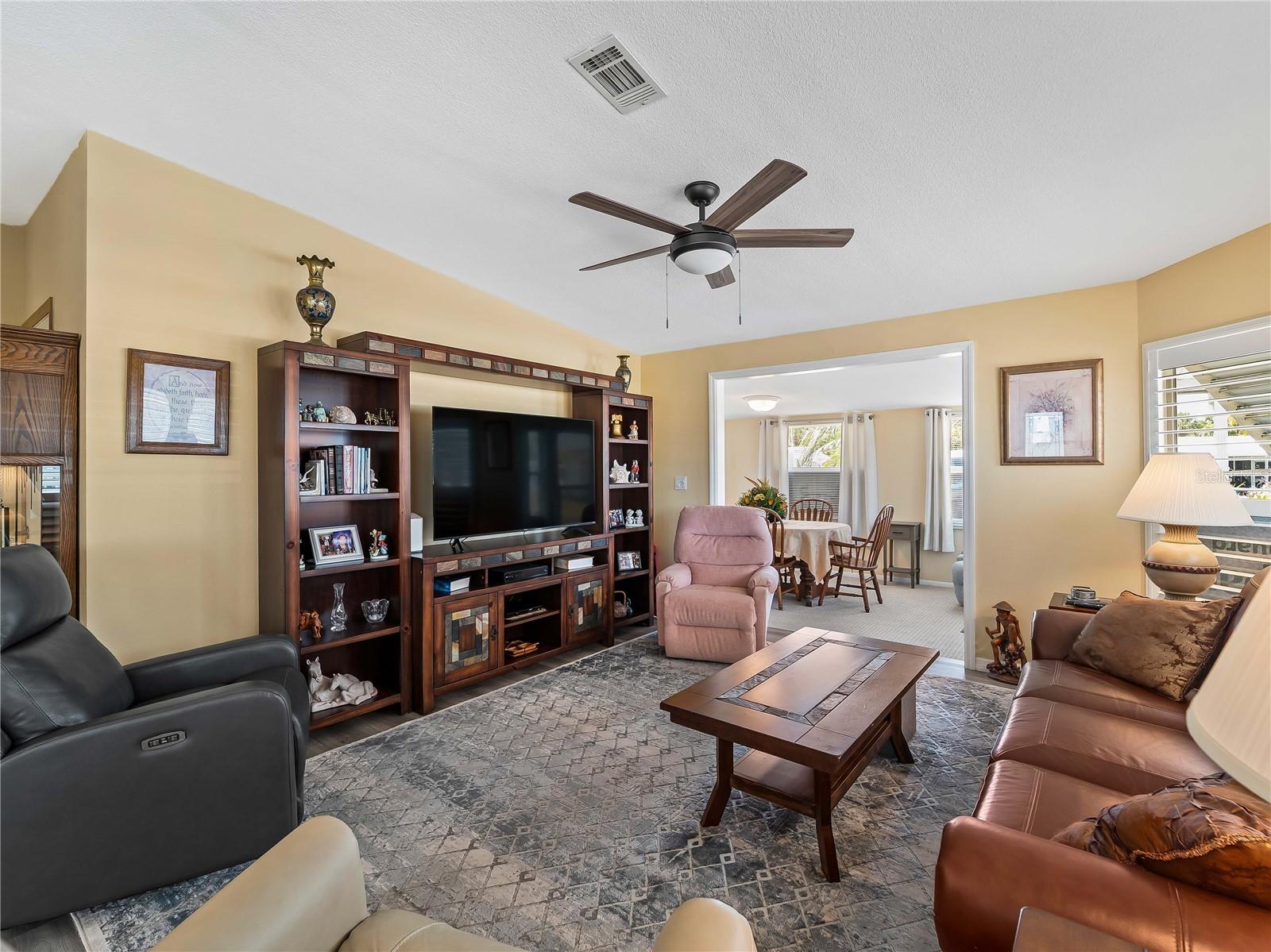 SANDALWOOD PARK - Residential