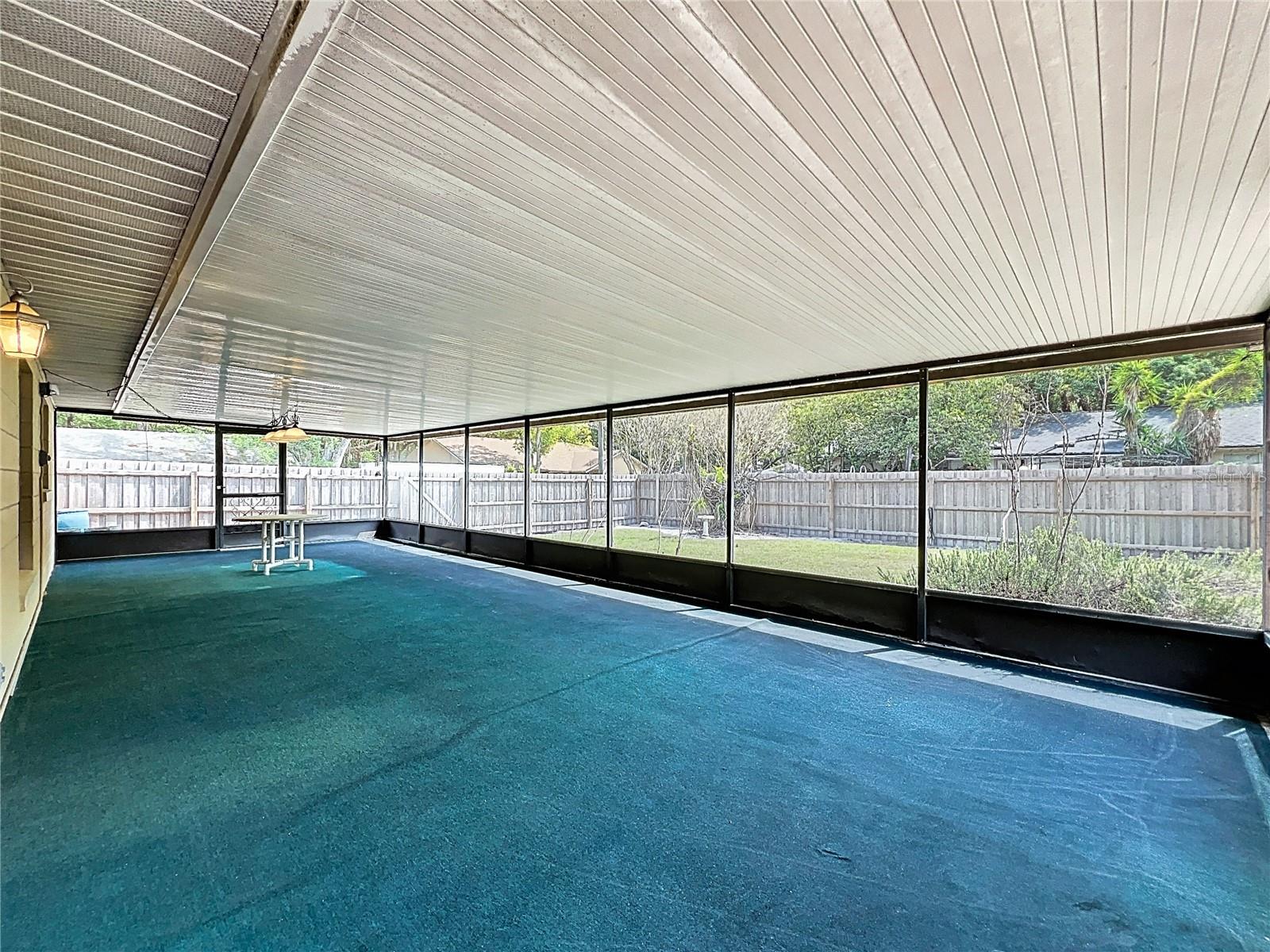 CRYSTAL PARK - Residential