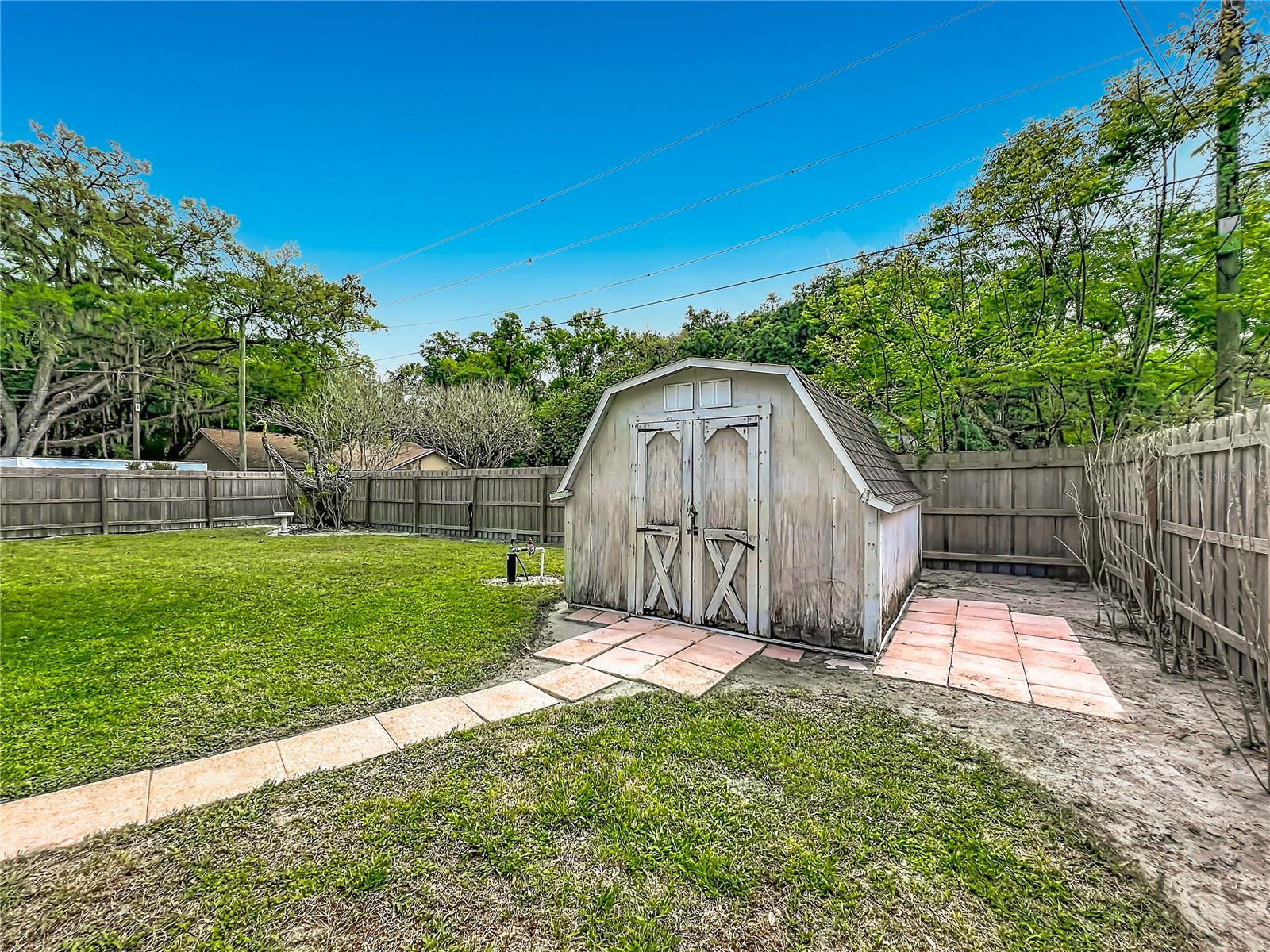 CRYSTAL PARK - Residential