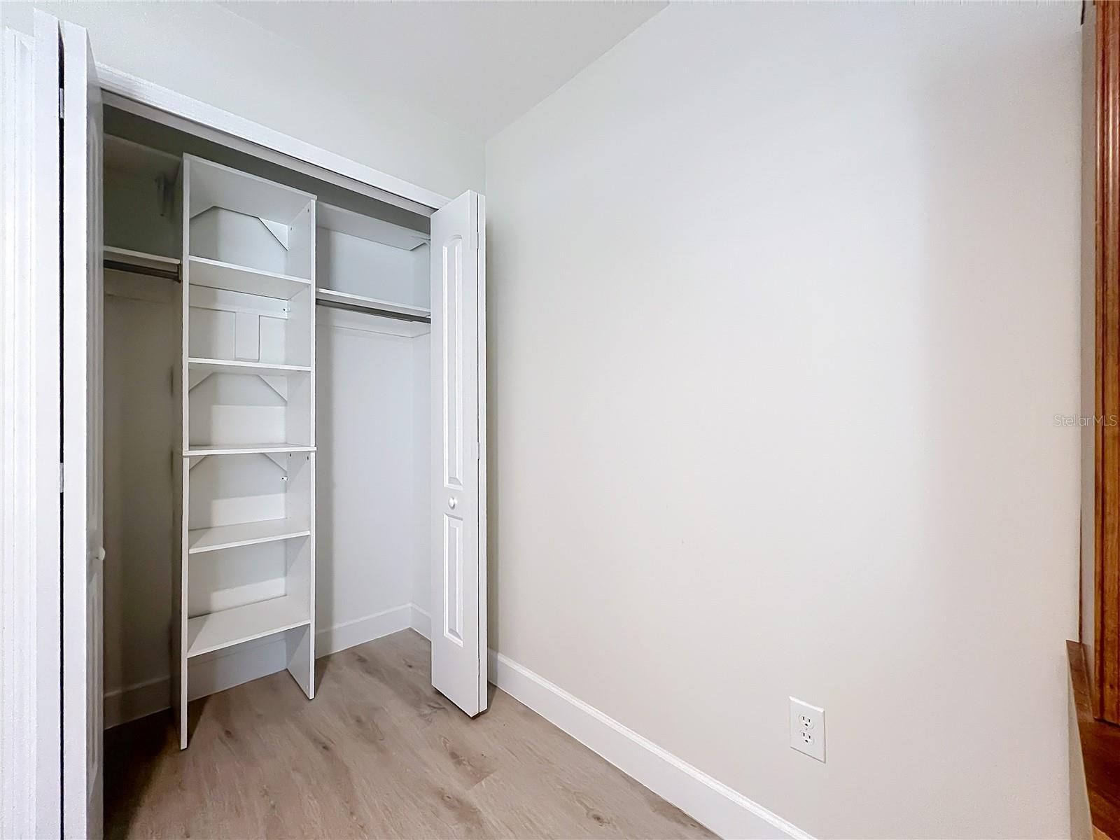 CRYSTAL PARK - Residential