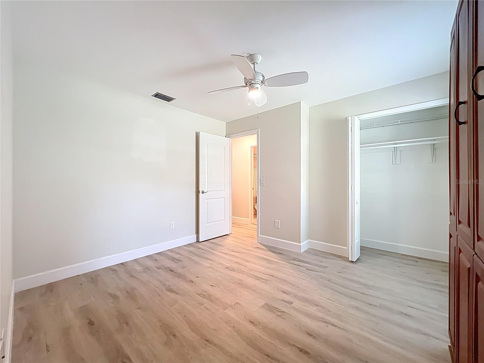 CRYSTAL PARK - Residential