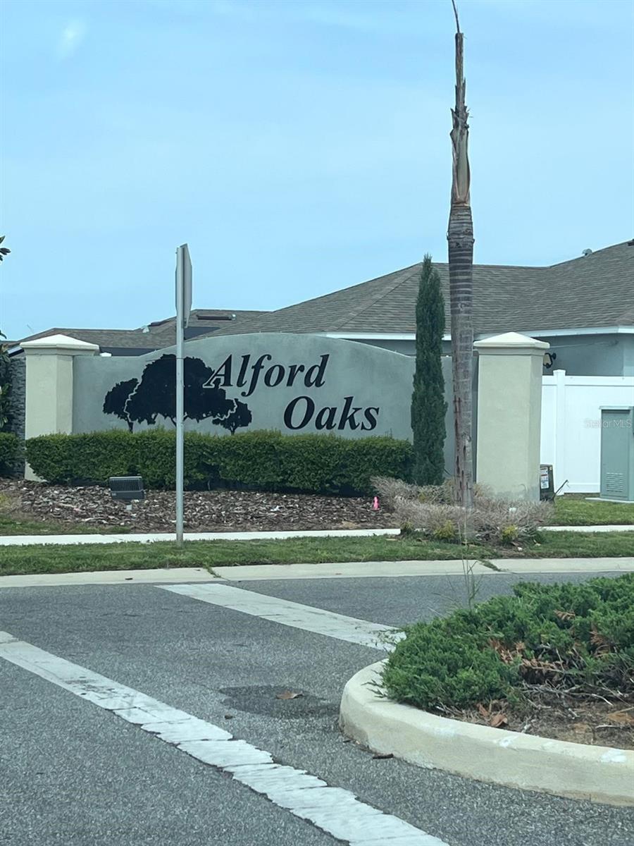ALFORD OAKS - Residential