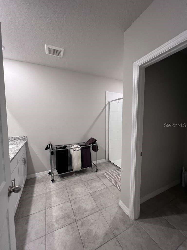 ALFORD OAKS - Residential