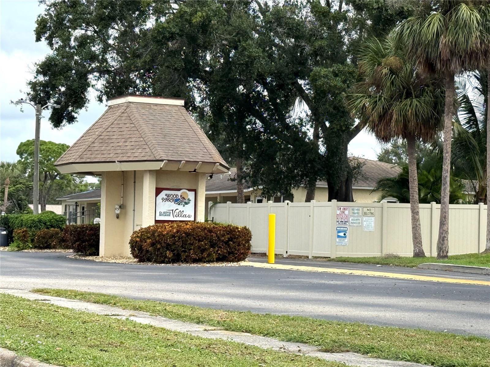 DESOTO SQUARE VILLAS PH II - Residential