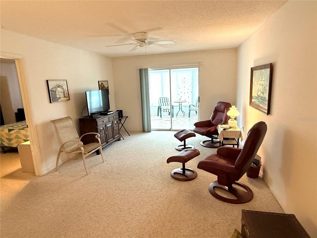 Photo of 390 301 Boulevard W #17C, Bradenton, FL 34205 (MLS # A4671061)
